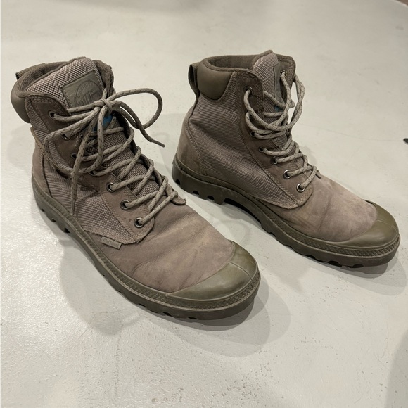 Women’s palladium waterproof hiking boots - Picture 5 of 6